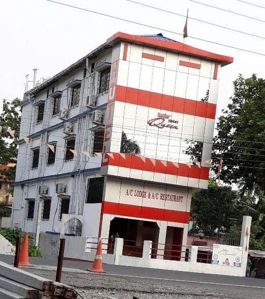 Hotel Queen Islampur 外观 照片